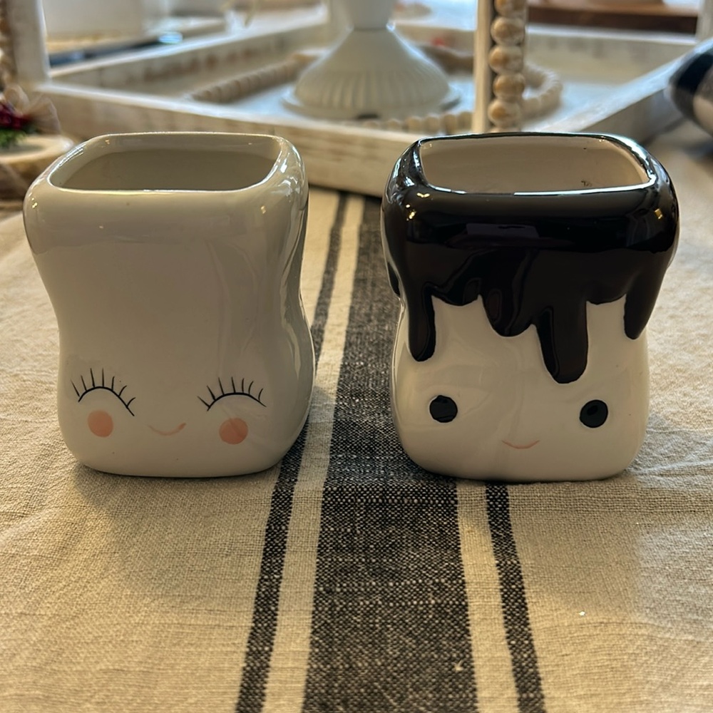 Marshmallow cup